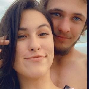 Meet your Posher, Zachary